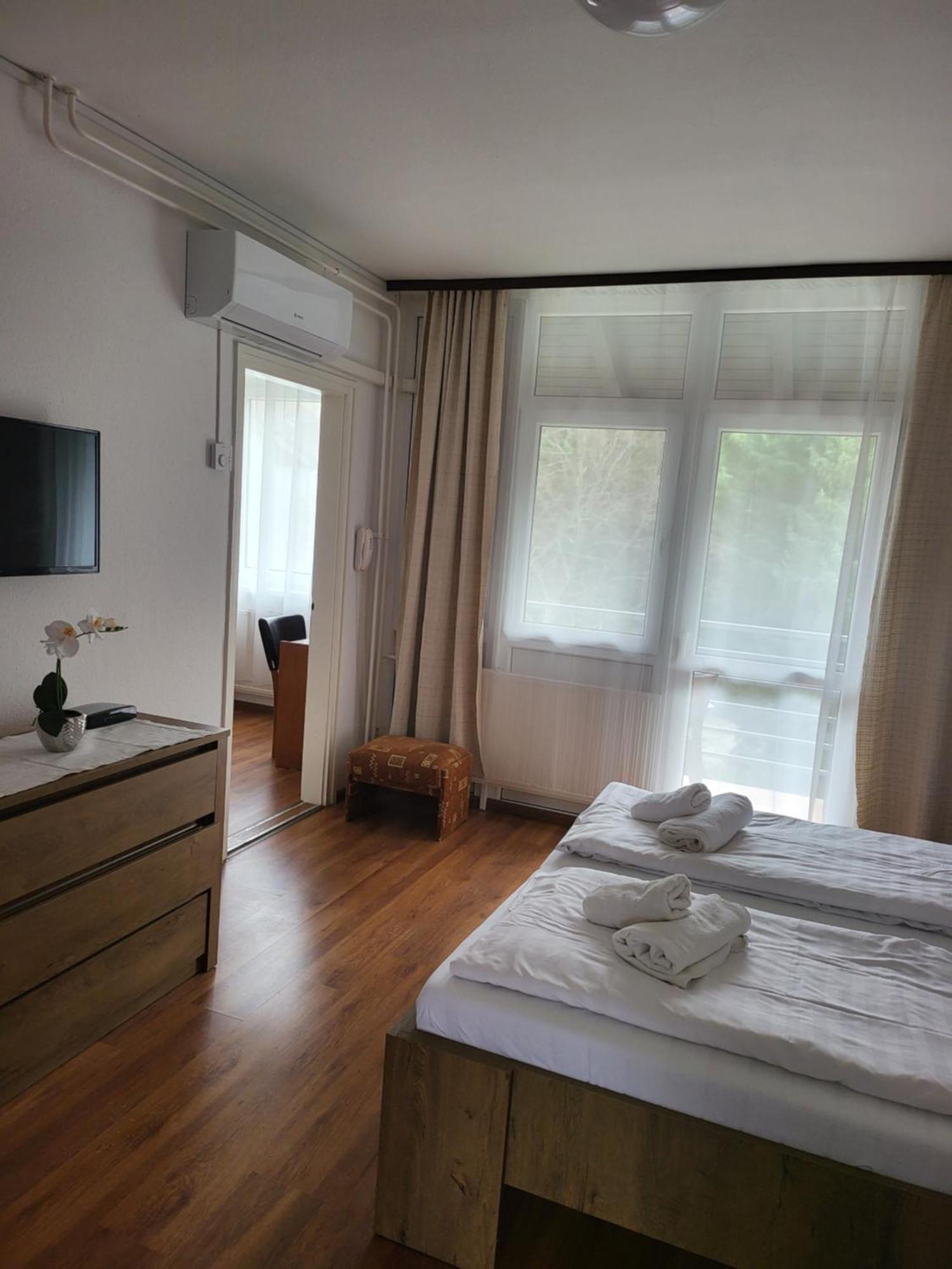 Solar Club Apartman Sopron Exterior photo